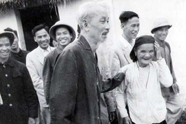 Di chúc Chủ tịch Hồ Chí Minh: Đảng cầm quyền sẽ phải thế nào?