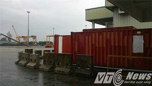 Di dời 7000 lít hóa chất, vịnh Hạ Long được giải cứu