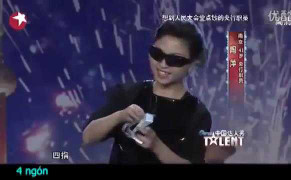 Cô gái đếm tiền nhanh như chớp làm khán giả Got Talent thất kinh