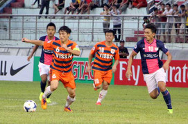 Văn Quyến thất bại trong trận cuối sự nghiệp