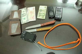 Lừa hàng xóm, phục kích cướp tài sản