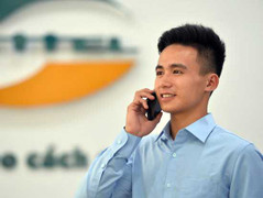 Cuộc chiến 'mạng di động nhà giàu' đi về đâu?