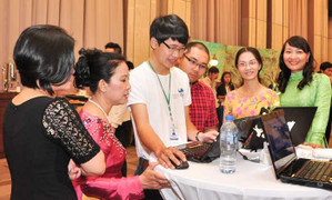 Hơn 800 bài giảng trực tuyến hấp dẫn cho học sinh