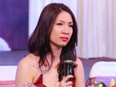 Pha Lê khóc nức nở vì scandal giật chồng