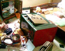 Cắt phá két sắt, cuỗm 2,2 cây vàng