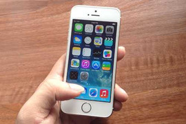 Chờ iPhone 6, giá iPhone 5s tại Việt Nam có giảm thảm?
