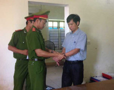 Khởi tố nguyên sếp lớn công ty cao su Hà Tĩnh