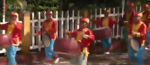 Clip: Người dân cả nước vui mừng ăn Tết Độc lập