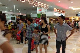 Khu vui chơi tại Hà Nội 'nghẹt thở' dịp nghỉ lễ