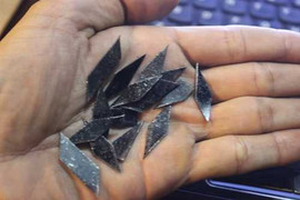 'Đinh tặc' lộng hành, chém giá 'cắt cổ' giữa Sài Gòn