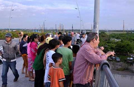 Cãi nhau với bạn gái, nam sinh viên nhảy sông tự tử