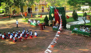 Bị cha mẹ ngăn cản, trò dự khai giảng ít hơn thầy