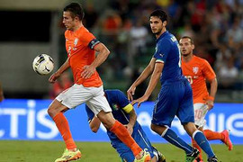 Italia hạ Hà Lan trong vòng 10 phút đầu tiên