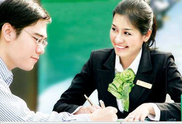 Muốn trúng tuyển ngân hàng phải xinh như hoa hậu