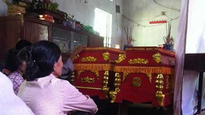 Án mạng kinh hoàng: Nghịch tử sát hại cha mẹ vì... rượu