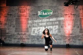 Thiếu nữ chưa nghiêm túc khiến giám khảo 'dở khóc dở cười'