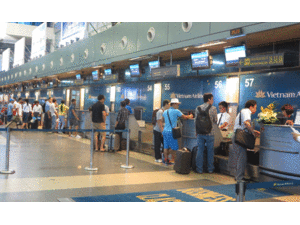 Clip: Tạm giữ hành khách 'dọa' khủng bố trên máy bay VNA