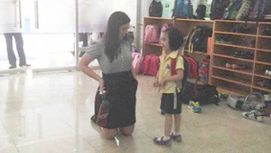 Khi thầy cô quỳ trước học trò
