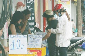 Vì sao có bánh trung thu đại hạ giá?