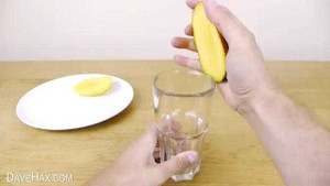 Mẹo tách vỏ xoài, bơ, kiwi cực nhanh và không bẩn tay