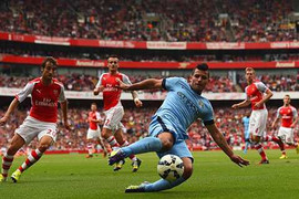 Rượt đuổi kinh hoàng, Arsenal chia điểm cùng Man City