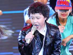 Dậy sóng với 'Đô rê mon tóc xù' Hoàng Anh