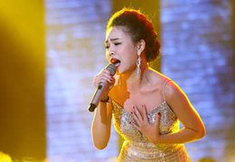 Giang Hồng Ngọc cover lại hit 'đỉnh' của Hà Hồ