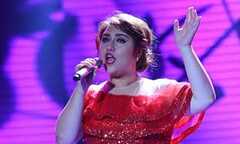 Cô gái lai Hạnh Phúc bị loại khỏi X-Factor