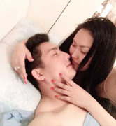 Cảnh giường chiếu phản cảm của Phi Thanh Vân với tình trẻ