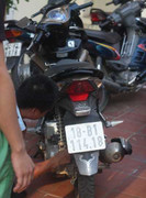 Hà Nội: Làm giả giấy tờ, xe trộm cắp bán giá cao