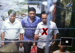 Clip: Kẻ bắt cóc con tin đầu hàng sau khi gặp Giám đốc CA Hà Nội