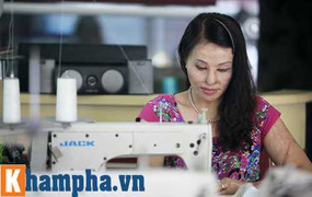 Hành trình 50 lần phẫu thuật của diễn viên bị chồng tạt axit