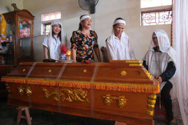 Đẫm nước mắt tiễn đưa Hạt phó kiểm lâm hy sinh khi cứu rừng