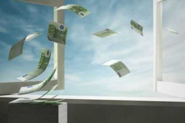 'Hàng nóng' đánh úp, nhà đầu tư chứng khoán sập bẫy