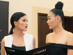 Thuỳ Trang Next Top quấn quýt bên Chà Mi