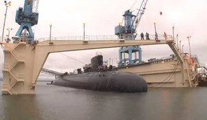 Video: Tàu ngầm Mỹ được hạ thủy như thế nào?