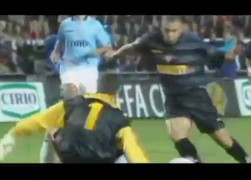 10 bàn thắng và pha xử lý kỹ thuật nhất của 'Rô béo'