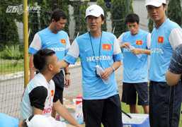 Thầy Nhật dùng tuyệt chiêu để Olympic Việt Nam lập kỳ tích