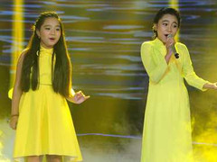 Giọng hát Việt nhí: Hai thiên thần nhỏ đội Lam Trường đáng yêu