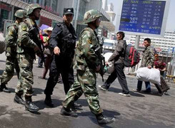 Nổ hàng loạt ở khu tự trị Tân Cương, Trung Quốc