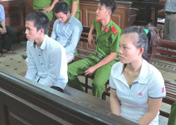 Xúi trẻ làm 'chuyện người lớn', thiếu nữ phạm tội hiếp dâm