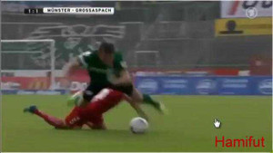 Clip: Màn ăn vạ đẳng cấp nhất lịch sử bóng đá