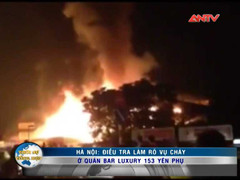 Clip: Cháy quán bar Luxury, bảo kê dọa phóng viên