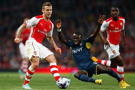 Arsenal thua sốc ở vòng 3 Capital One Cup