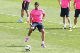 Tin sáng 24/9: Kình địch U19 Việt Nam đụng độ Barca B