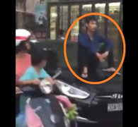 Clip: Thanh niên ngồi chễm chệ trên mui xe ôtô đang chạy