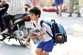 Đổi mới không làm cặp học sinh nặng thêm