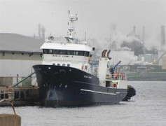 Trung Quốc toan tính đưa tàu cá 200.000 tấn ra Trường Sa