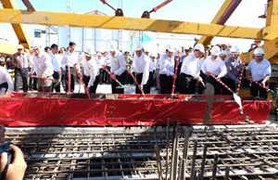 Hợp long cầu dầm liên tục lớn nhất miền Trung