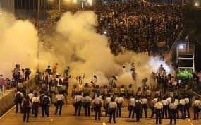 Cận cảnh cuộc biểu tình lớn chưa từng thấy ở Hong Kong